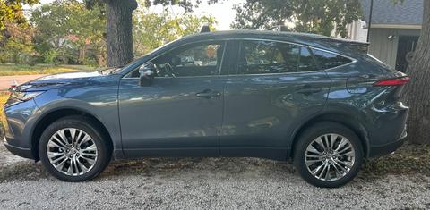 Toyota Venza 2024