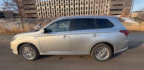 Mitsubishi Outlander PHEV 2022