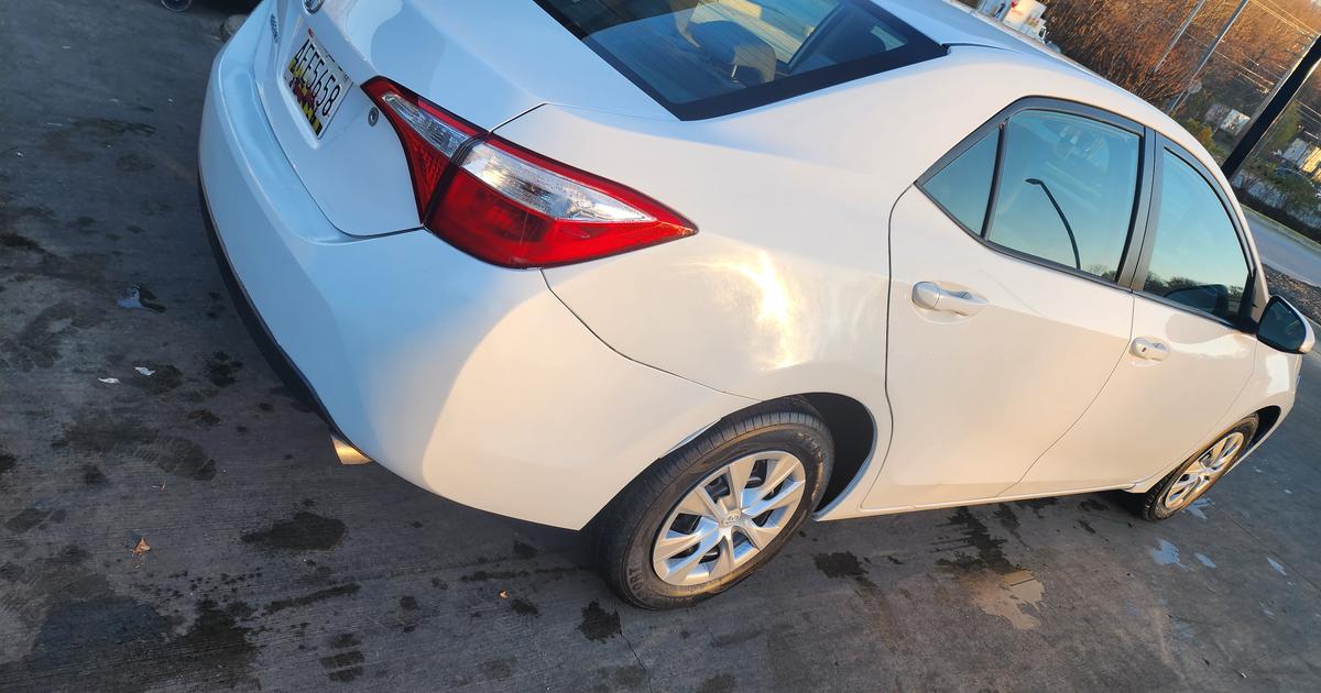 Toyota Corolla 2015 rental in Bowie, MD by Dobis L. Turo