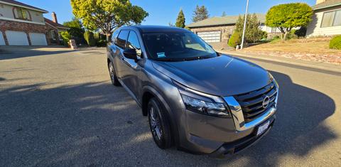 Nissan Pathfinder 2025