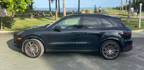 Porsche Cayenne 2023