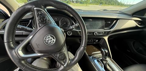 Buick Regal TourX 2019