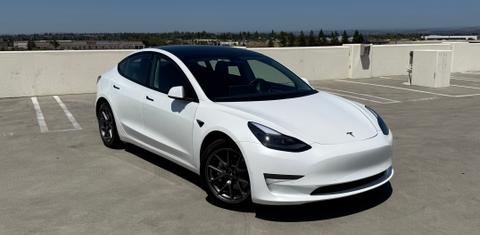 Tesla Model 3 2022