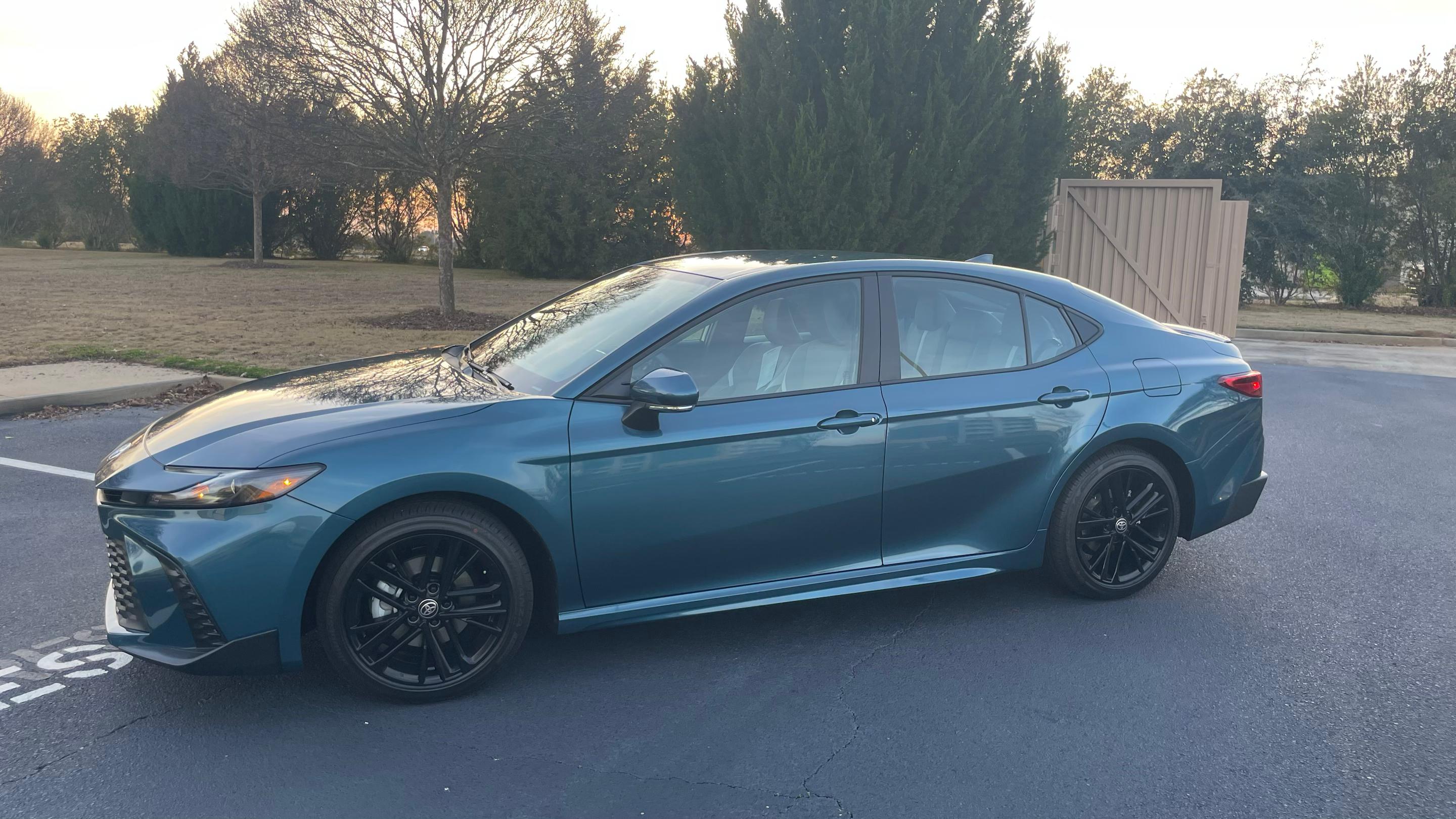 Toyota Camry Hybrid 2026 in Perry, GA