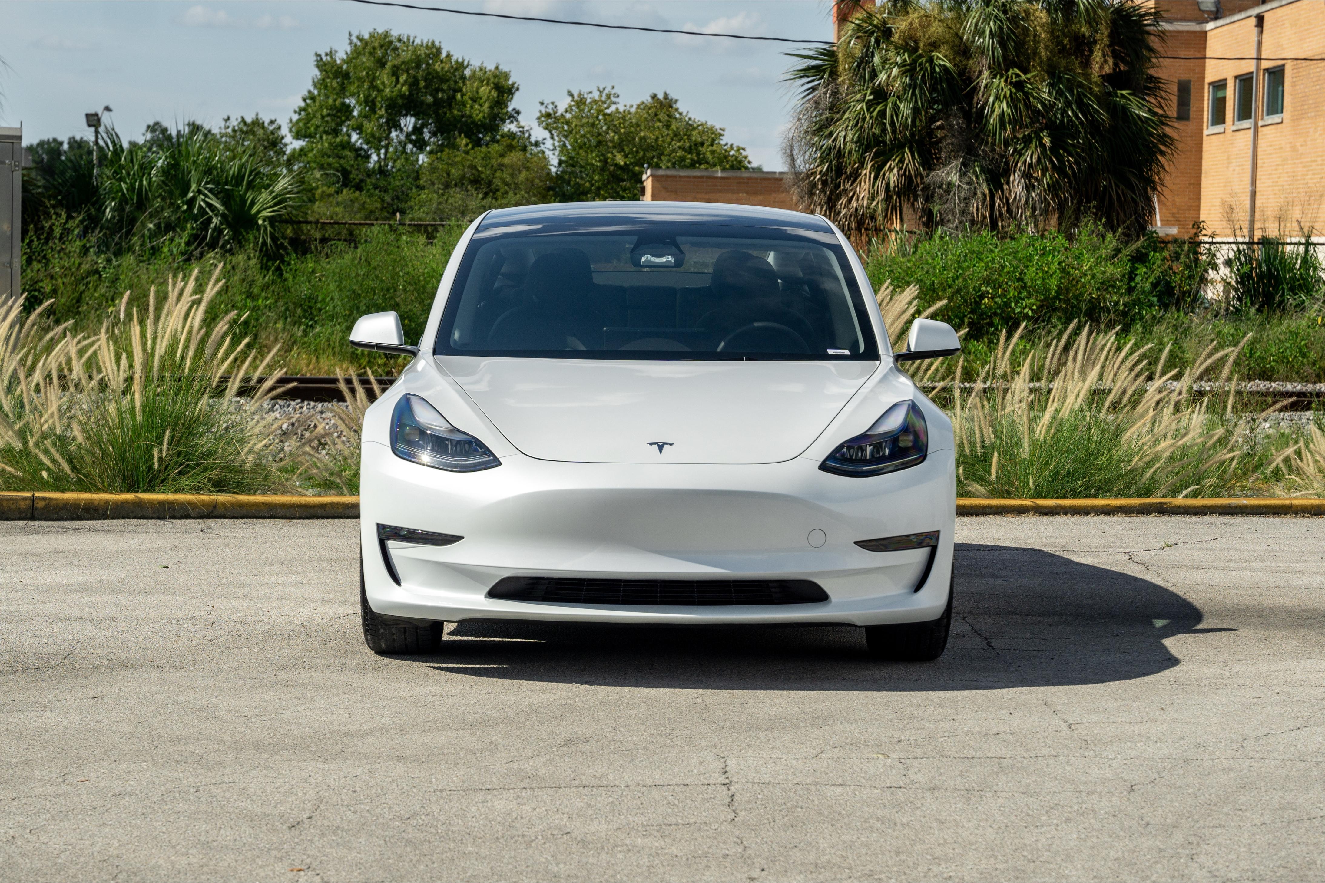 Tesla Model 3 2023 in Tampa, FL