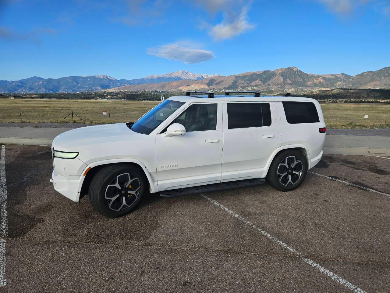 Rivian R1S 2023 in Denver, CO