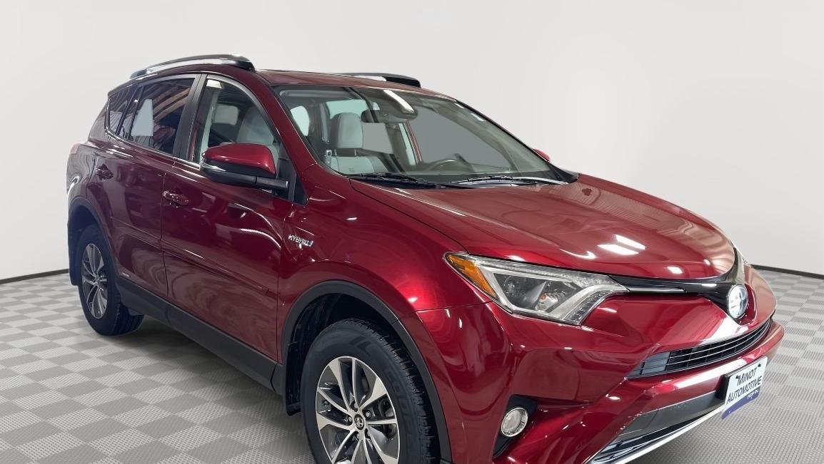 Toyota RAV4 Hybrid 2018 in Minot, ND
