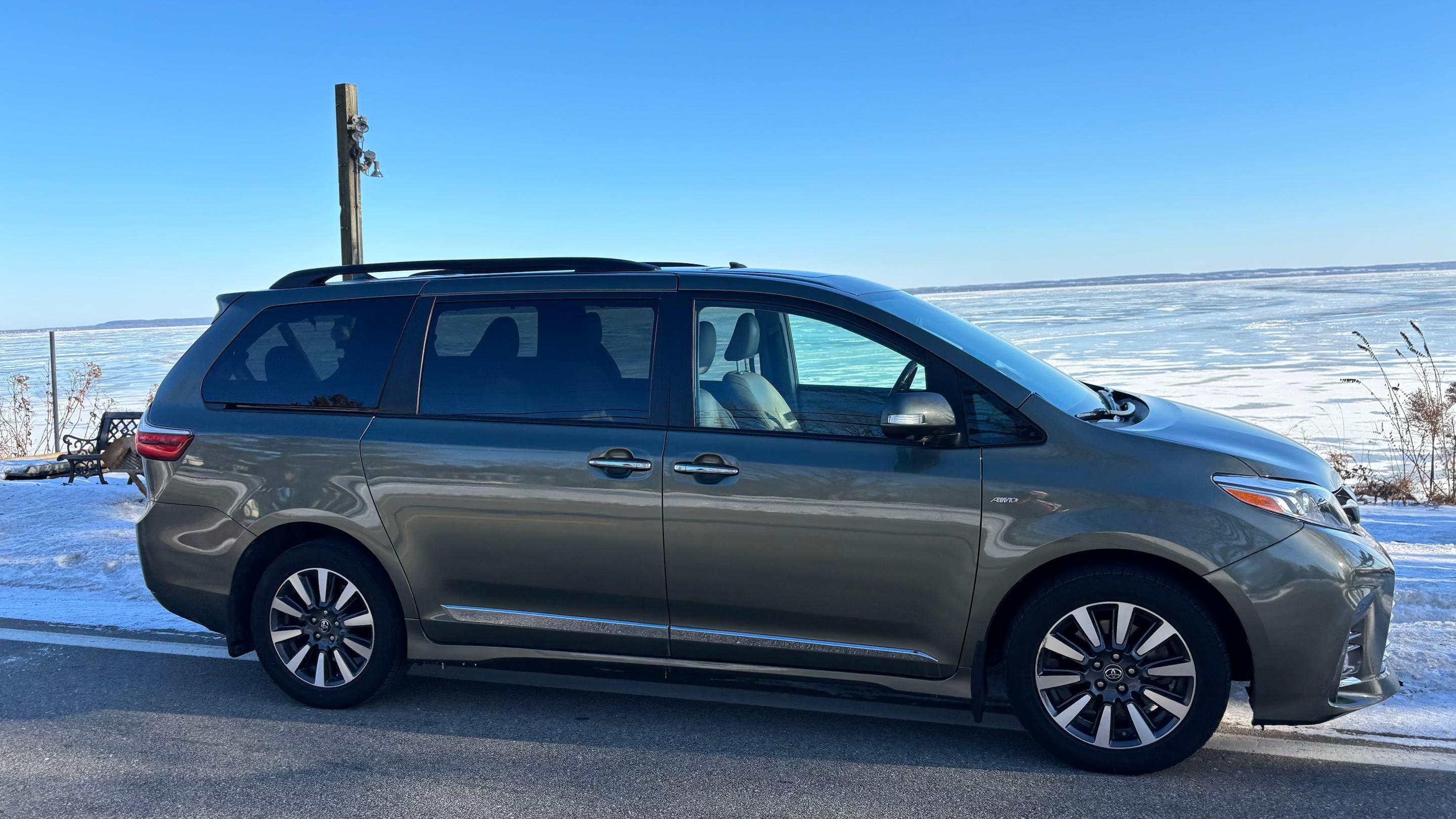 Toyota Sienna 2018 in 
