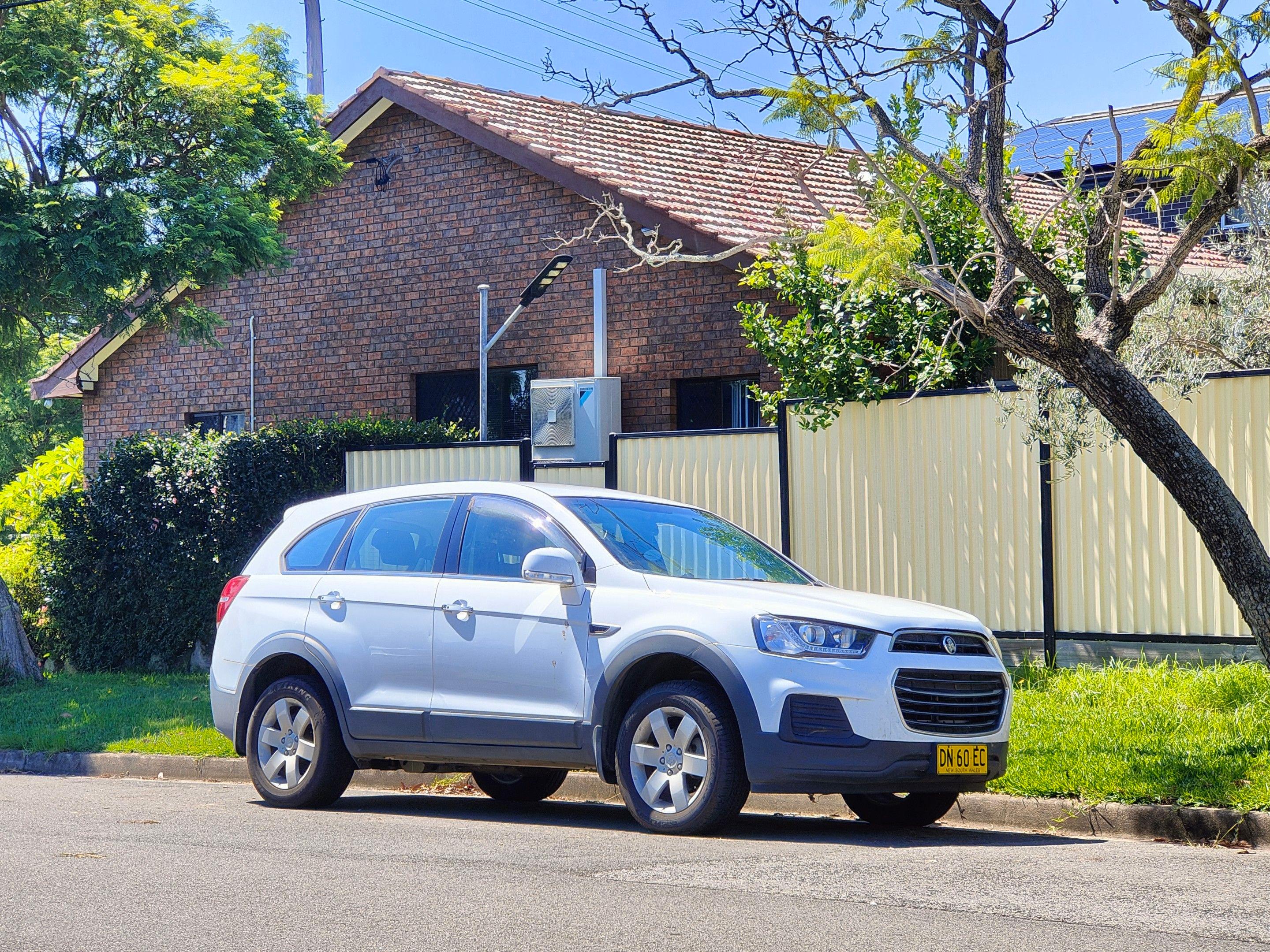 Holden CAPTIVA 2016 in Riverwood