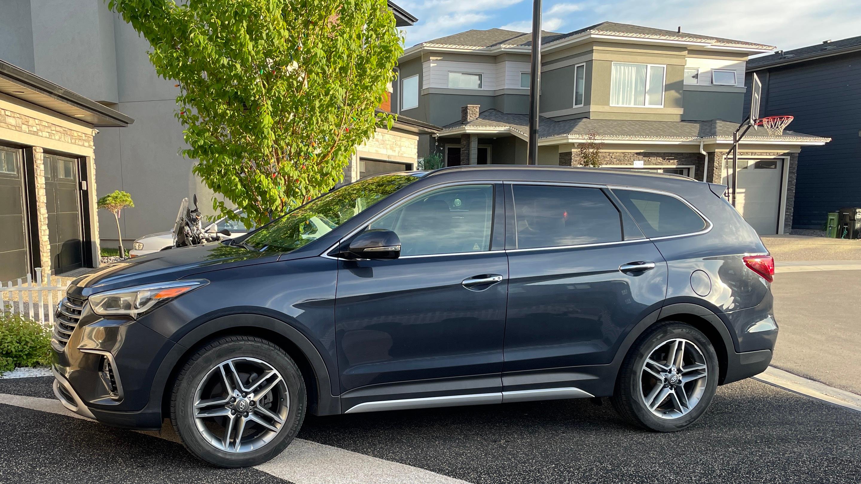 Hyundai Santa Fe XL 2017 in Edmonton, AB