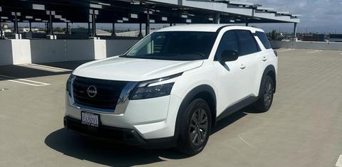Nissan Pathfinder 2025