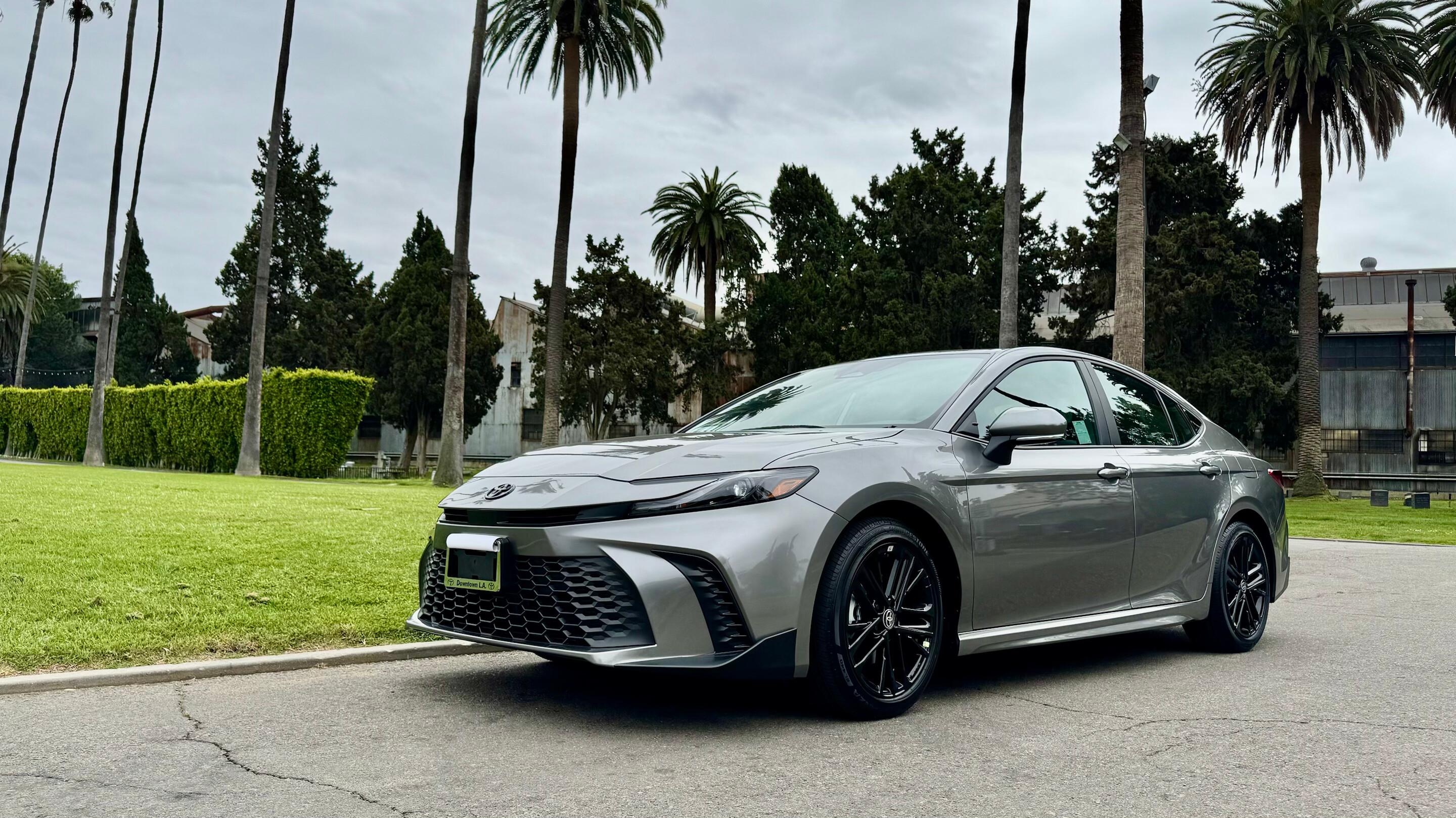 Toyota Camry Hybrid 2025 in 