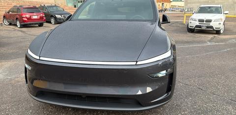 Tesla Model Y 2026