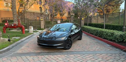 Tesla Model 3 2025