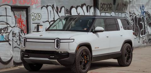 Rivian R1S 2023