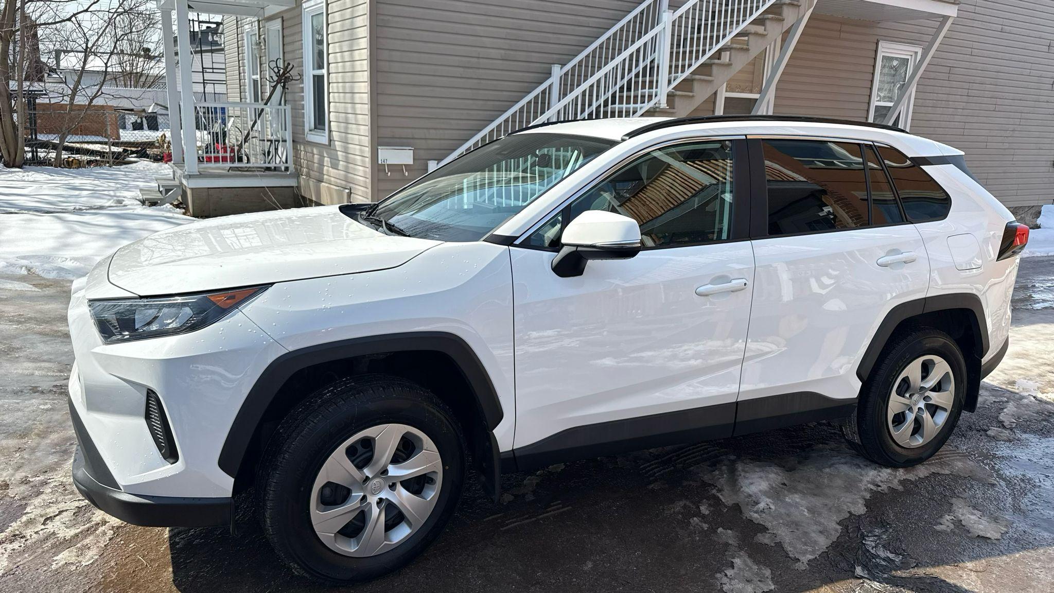 Toyota RAV4 2021 in Granby, QC