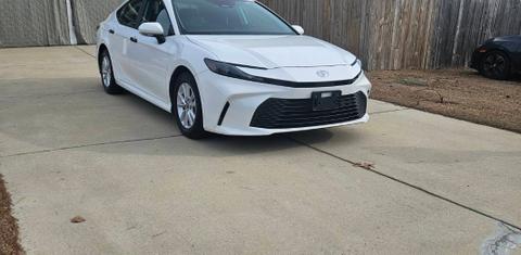 Toyota Camry Hybrid 2025