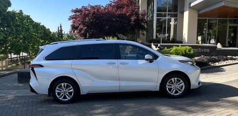 Toyota Sienna 2024