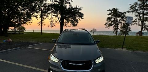 Chrysler Pacifica 2022