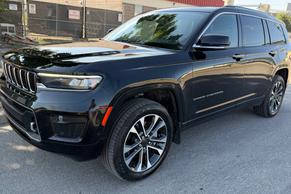 Jeep Grand Cherokee L 2022 in Calgary