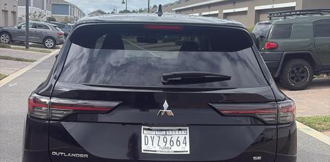 Mitsubishi Outlander 2025