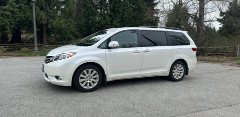 Toyota Sienna 2015