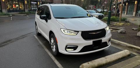 Chrysler Pacifica 2026