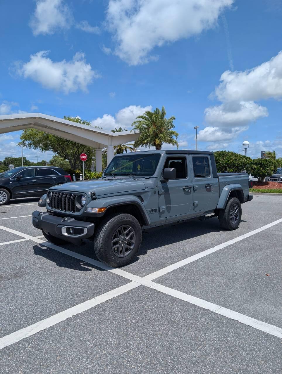 Jeep Gladiator 2024 in DeLand, FL