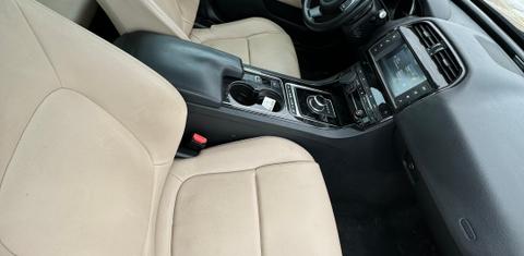 Jaguar XE 2017