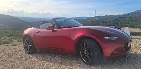 Mazda MX-5 2015