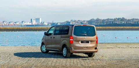 Peugeot Traveller 2018