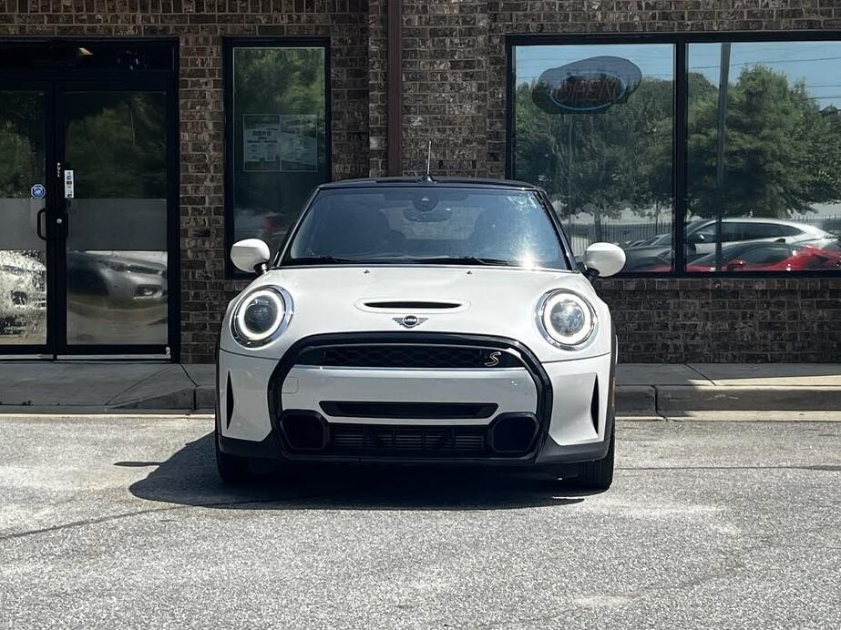MINI Convertible 2024 in 