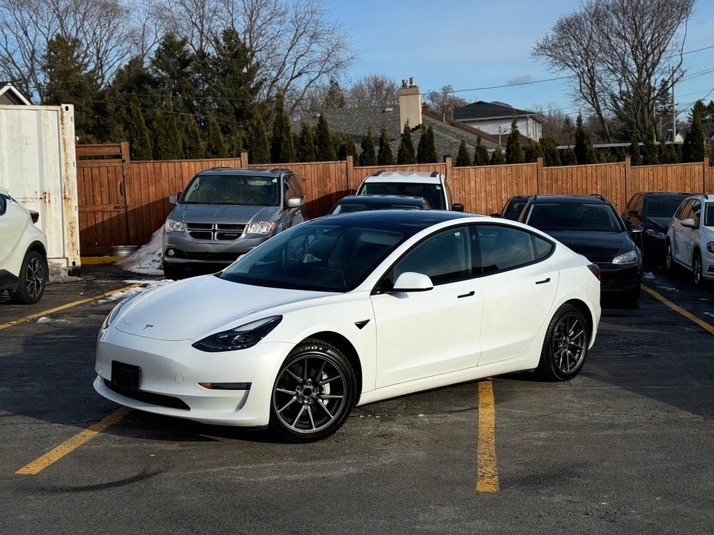 Tesla Model 3 2023 in Toronto, ON