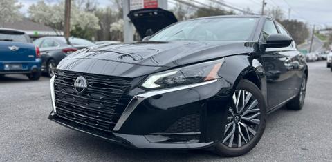 Nissan Altima 2025