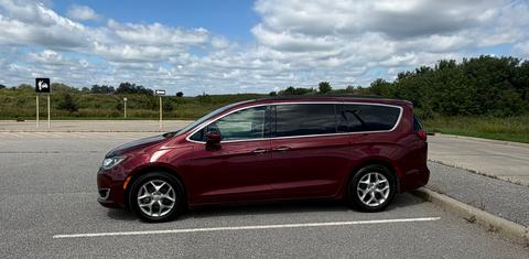 Chrysler Pacifica 2019