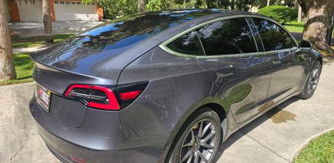Tesla Model 3 2020
