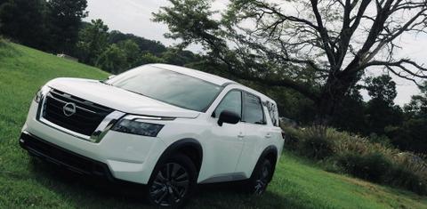 Nissan Pathfinder 2024