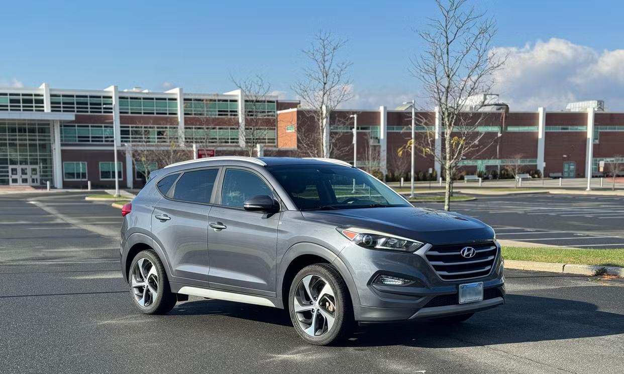 Hyundai Tucson 2017 in 