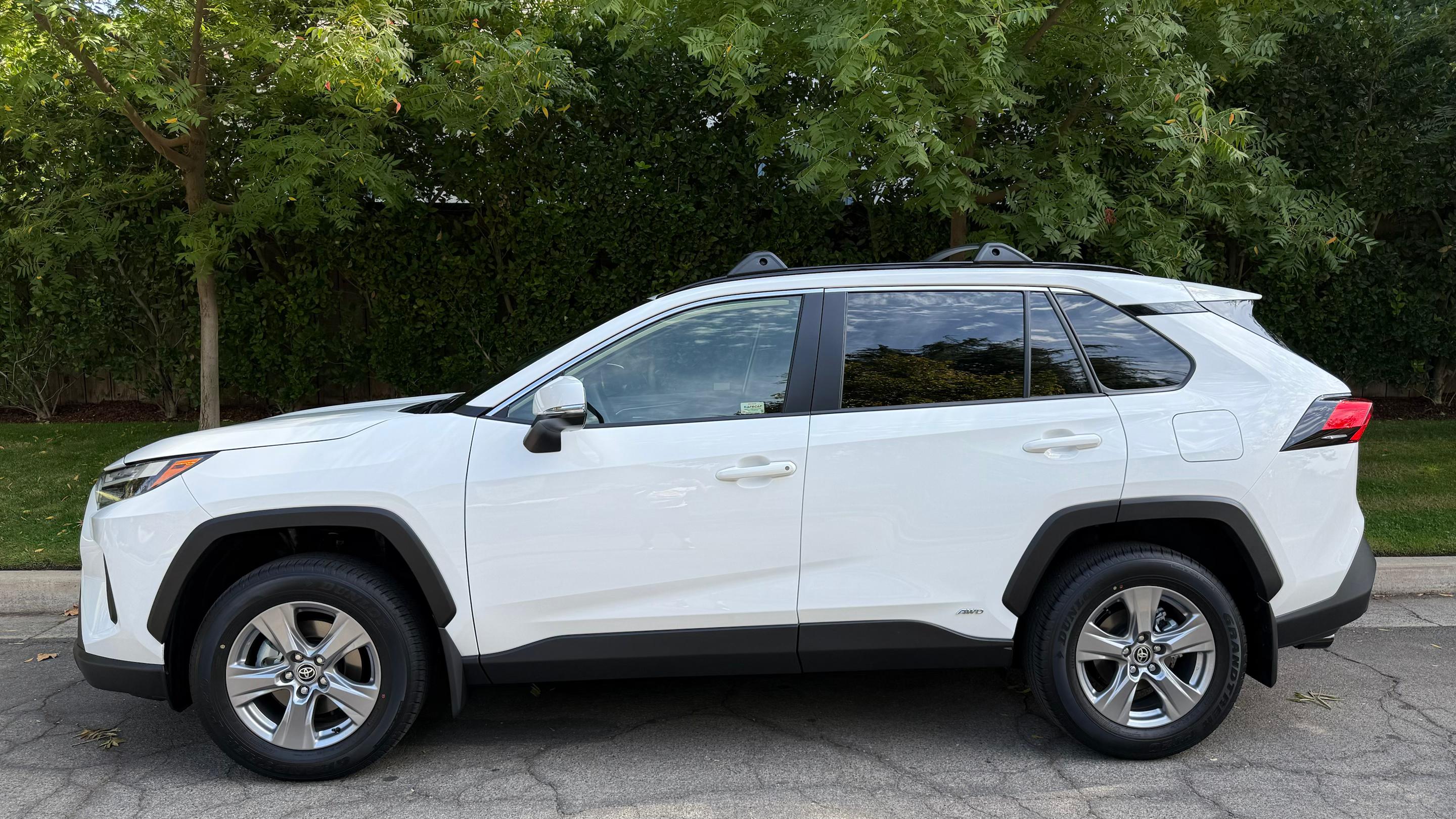Toyota RAV4 Hybrid 2025 in Fresno, CA