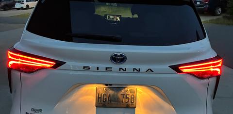 Toyota Sienna 2025