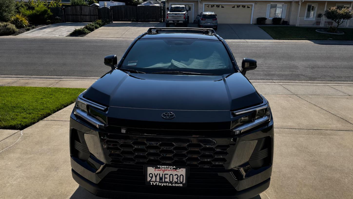 Toyota RAV4 Hybrid 2026 in Yuba City, CA