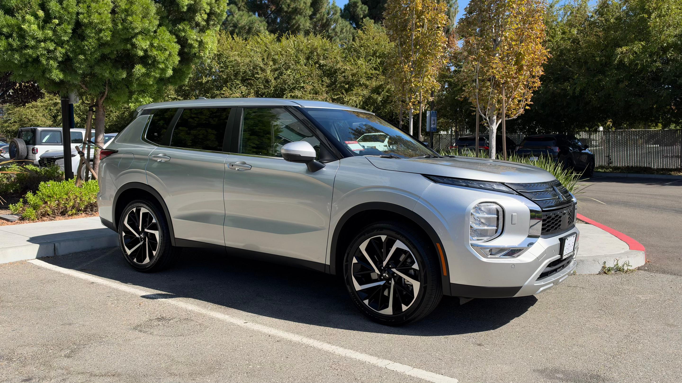 Mitsubishi Outlander 2024 in Milpitas, CA