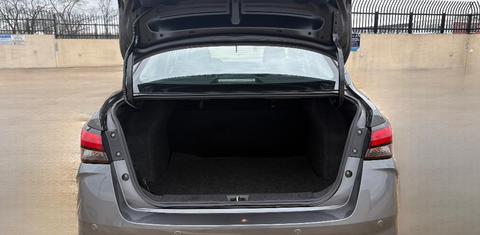 Nissan Versa 2023