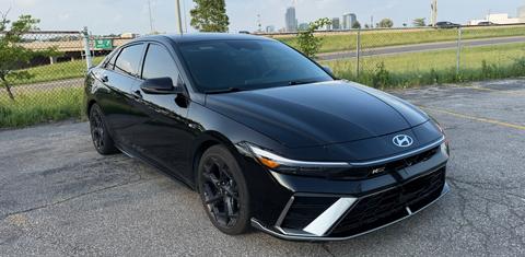 Hyundai Elantra 2025