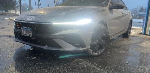 Hyundai Elantra 2025