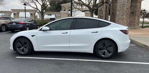 Tesla Model 3 2022