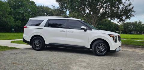 Kia Carnival Hybrid 2026