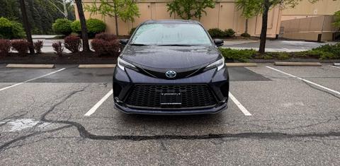 Toyota Sienna 2025
