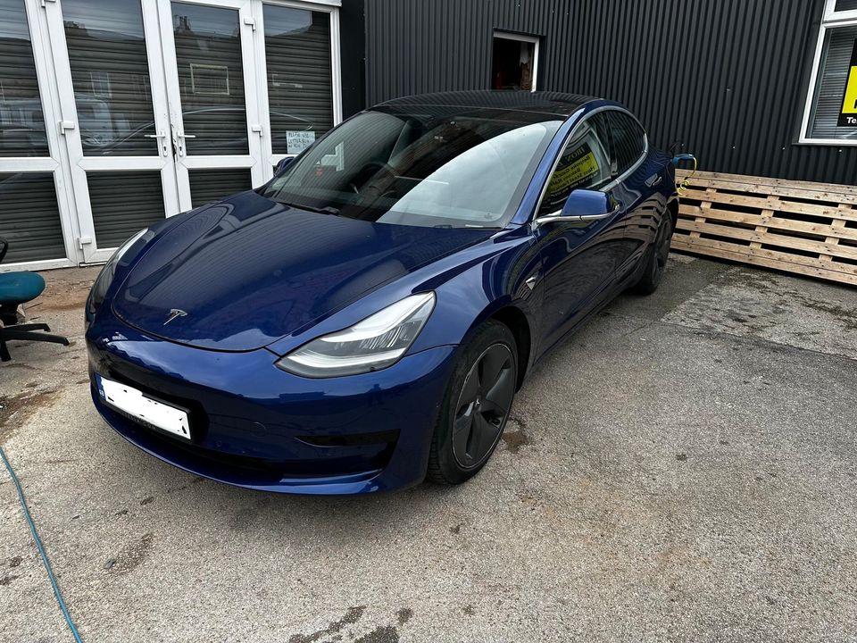 Tesla Model 3 2019 in Nottingham