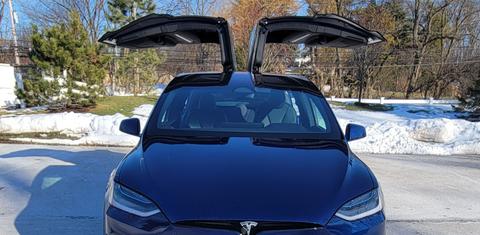 Tesla Model X 2022